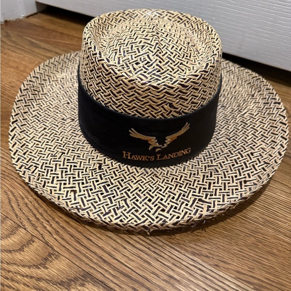 Accessories - Imperial straw hat